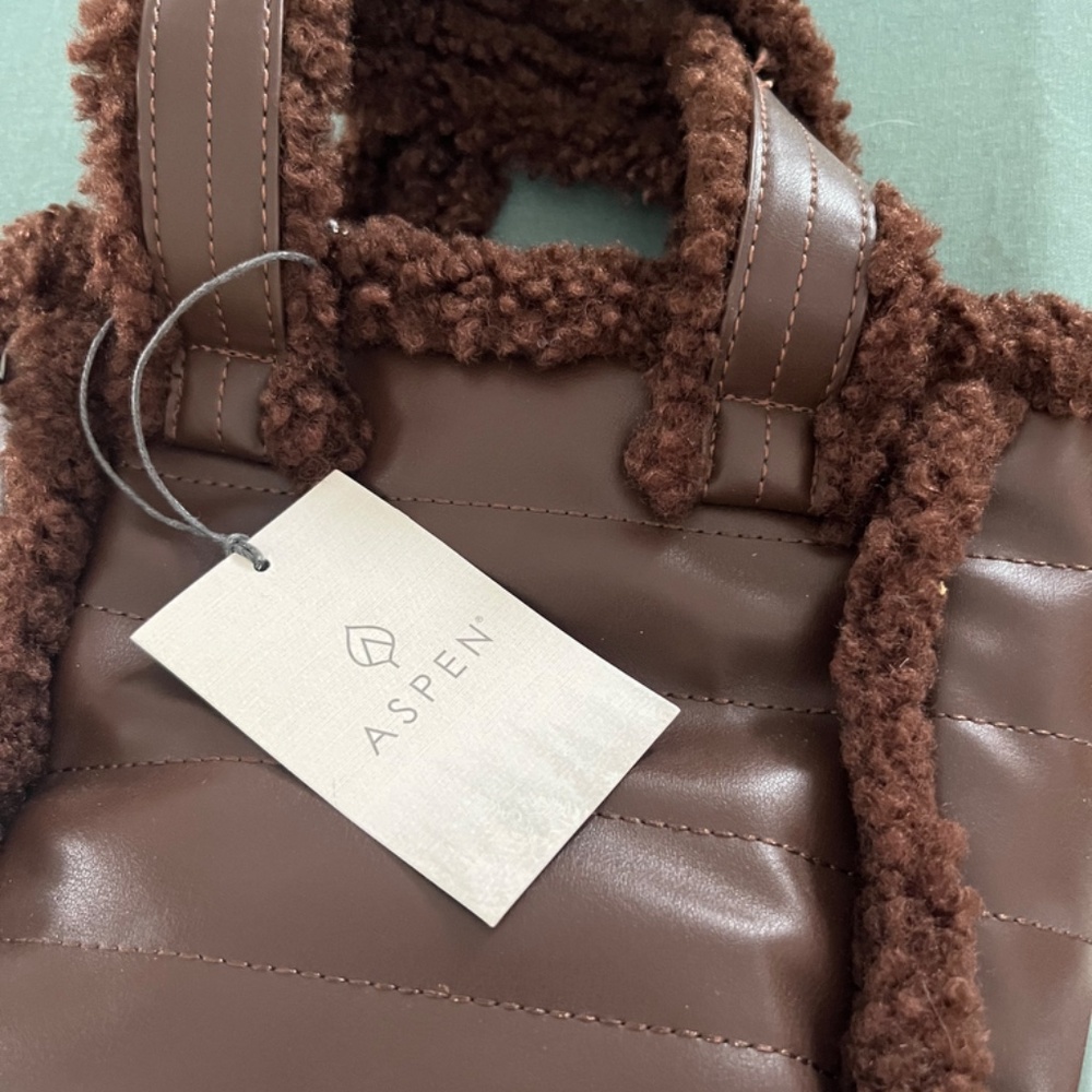 Aspen purse Sherpa and Faux leather